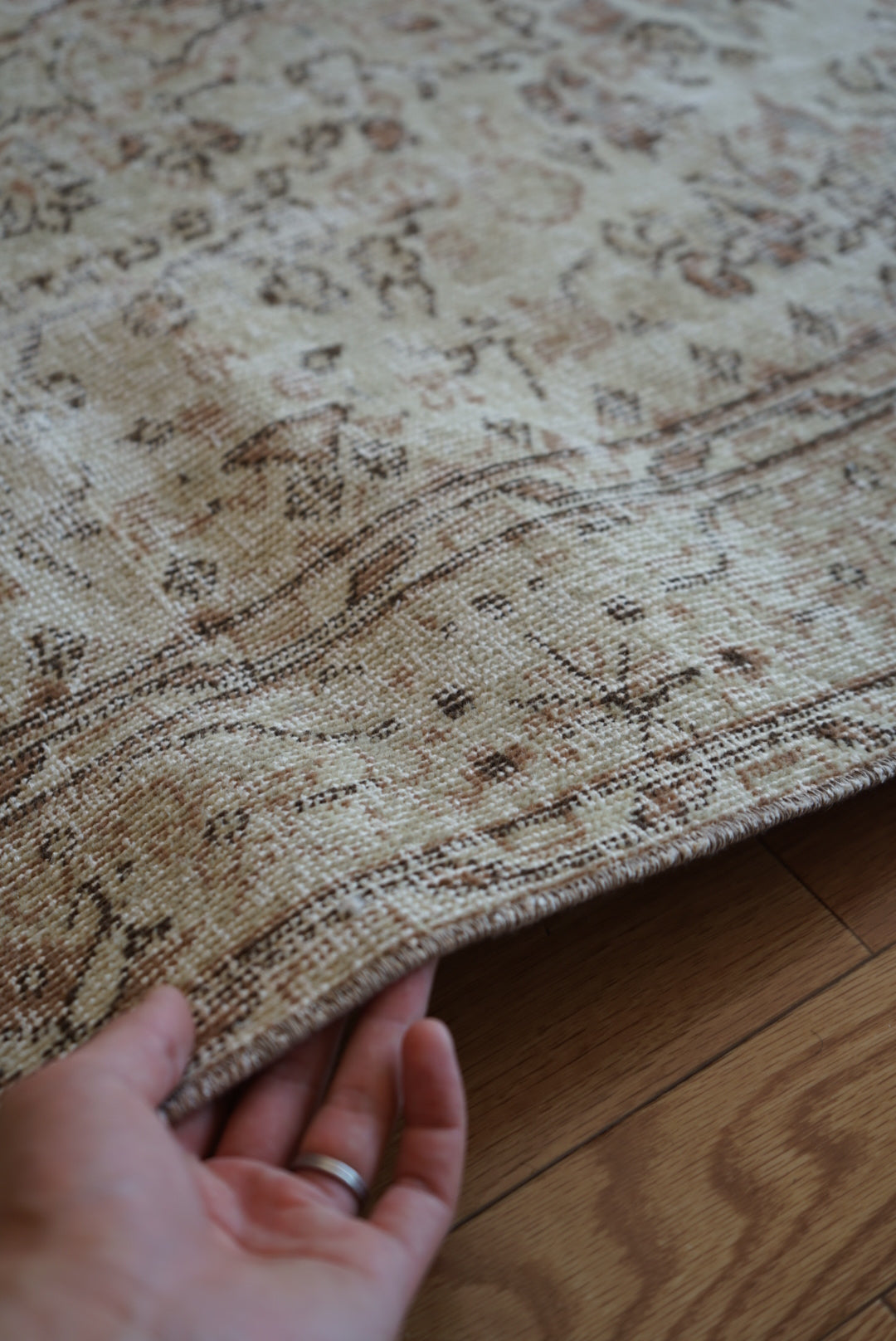 Türkiye Old Isparta Medallion Sweet Beige 1960年代 262.5 × 159.5 cm No.TR25401