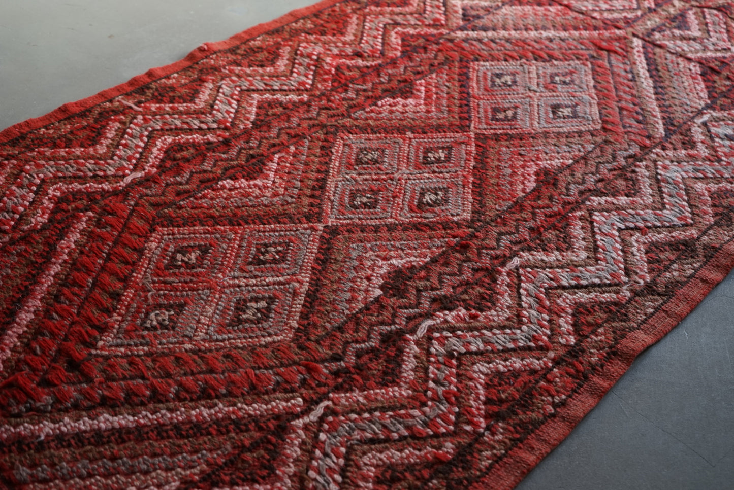 Türkiye Old Kilim Red 1970年代 180 × 88 cm No.TR25268