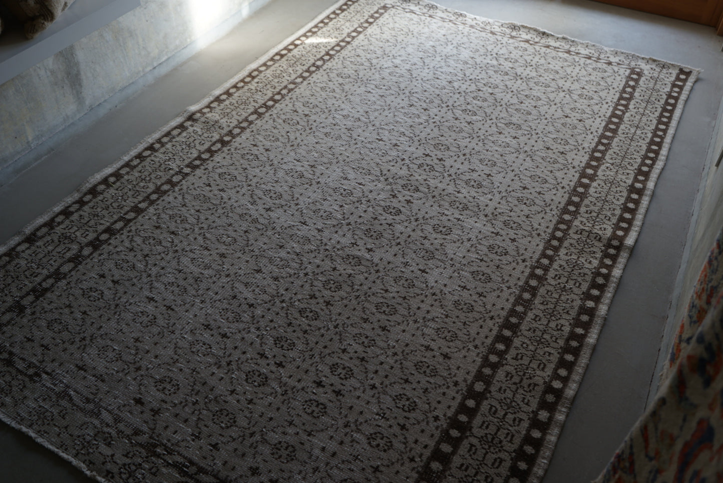 Türkiye Old Isparta Beige 1970年代 250 × 157 cm No.TR25227