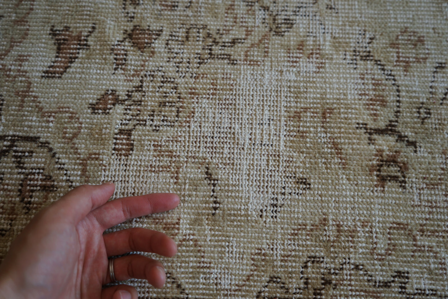 Türkiye Old Isparta Medallion Sweet Beige 1960年代 262.5 × 159.5 cm No.TR25401