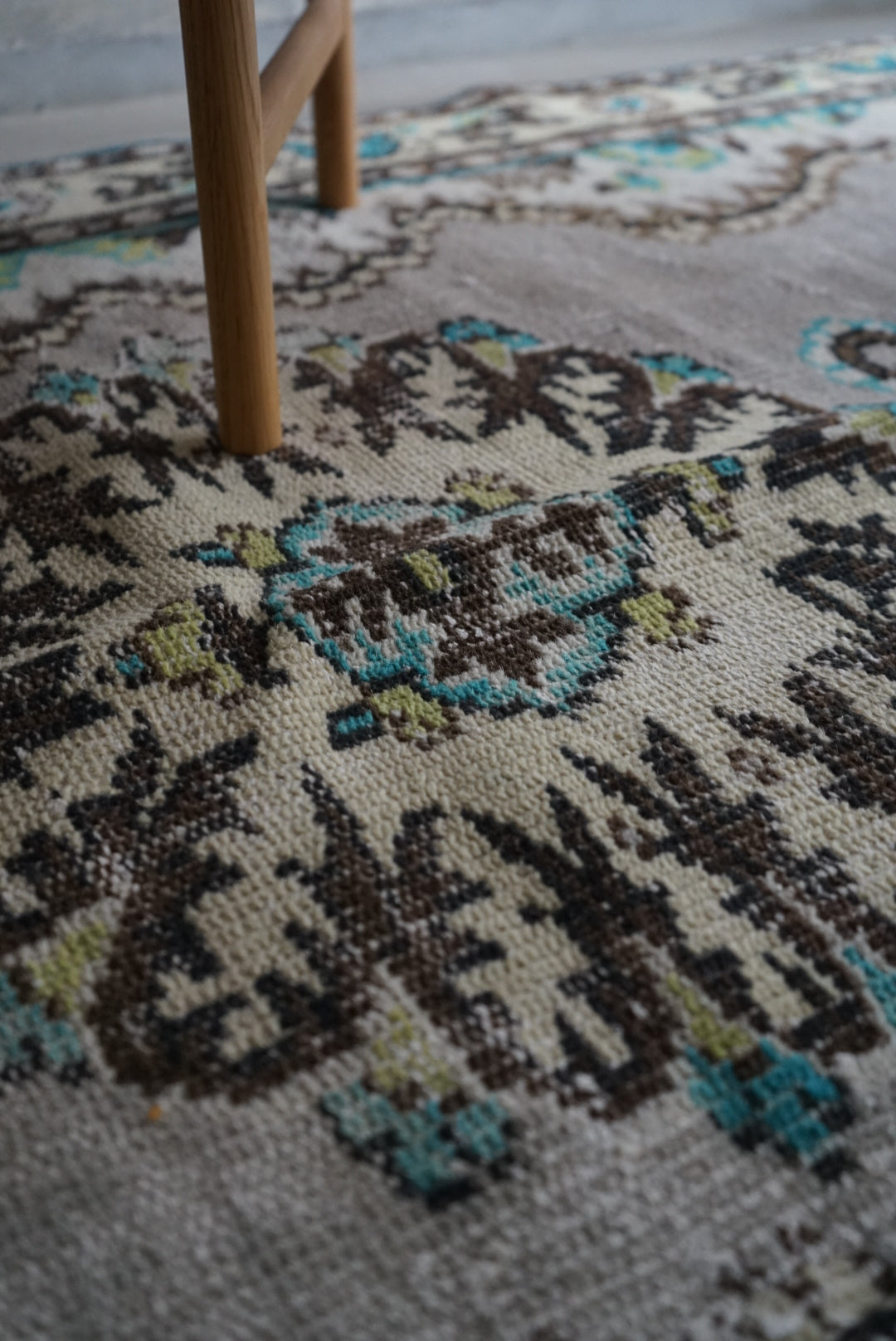 TURKEY OLD ISPARTA GREY 1970年代 223 × 136 cm No.TR25146