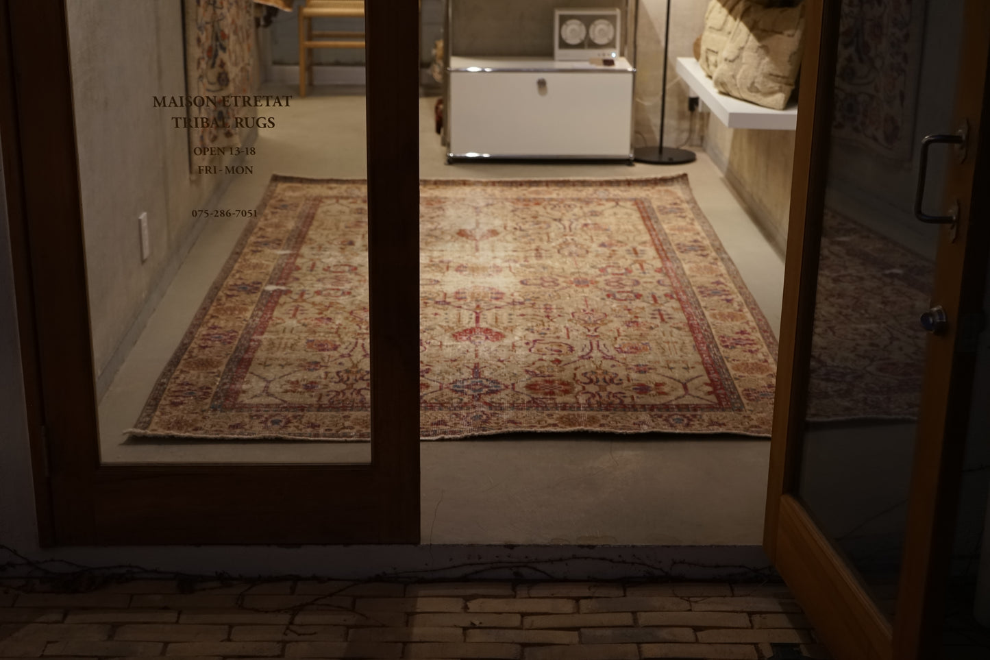 Türkiye Old Isparta Pink Beige 1970年代 250 × 162 cm No.TR25228