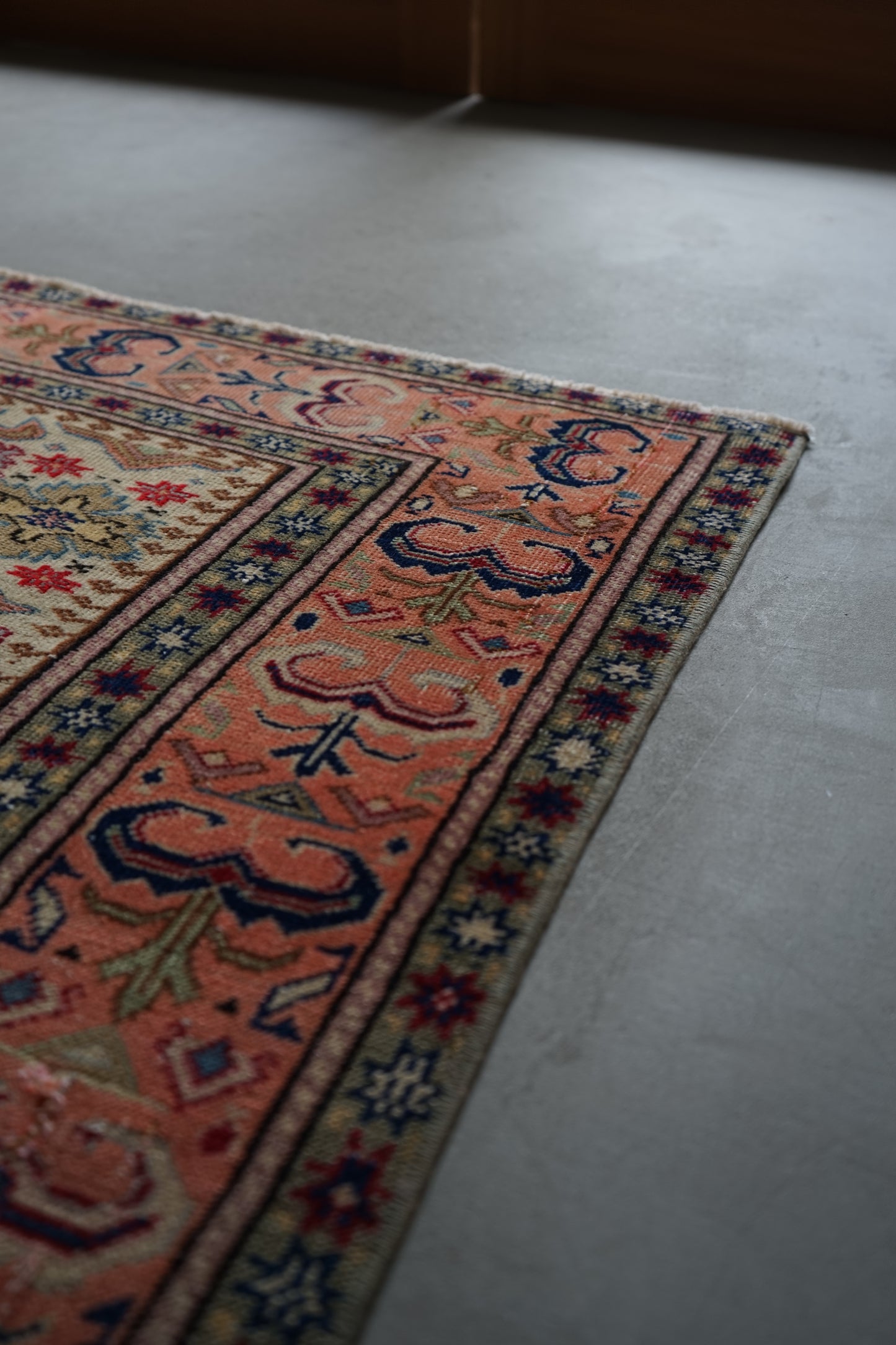 TURKEY OLD KAYSERI PINK 1950-1960年代 212 × 145 cm No.TR25190