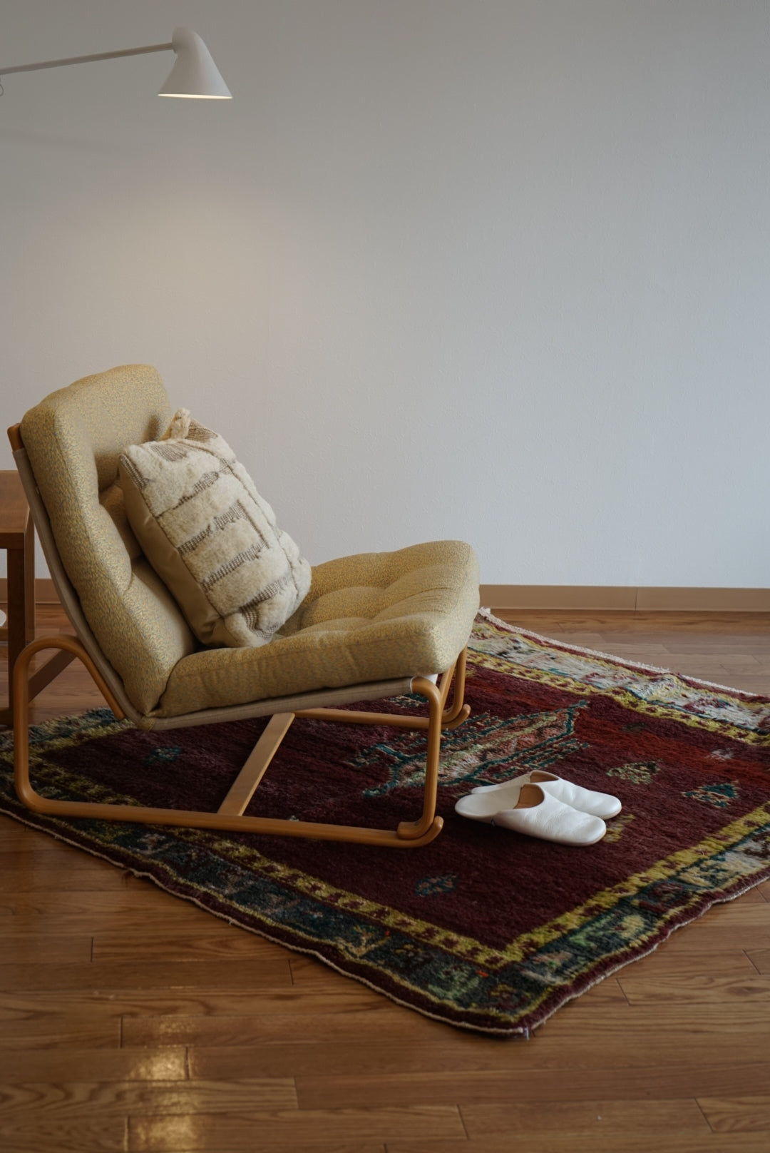 TRIBAL RUG TURKEY OLD OUSHAK 1965年代 154 × 133 cm No.TR25193