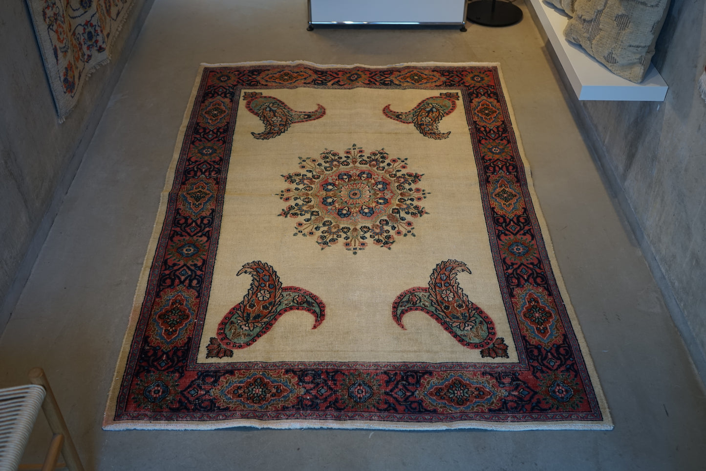 TURKEY OLD ANATORIA PAISLEY 1970-1980年代 193 × 134 cm No.TR25180