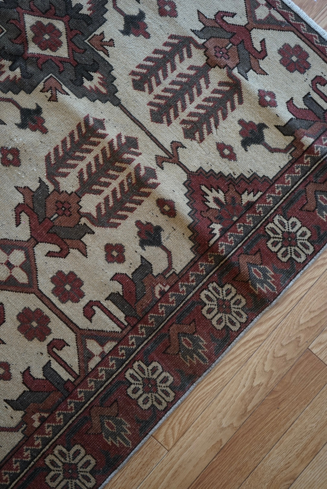 店頭販売 Türkiye Old Oushak Beige , Brown , Green 1970年代 164.5 × 143.5 cm No.TR25429