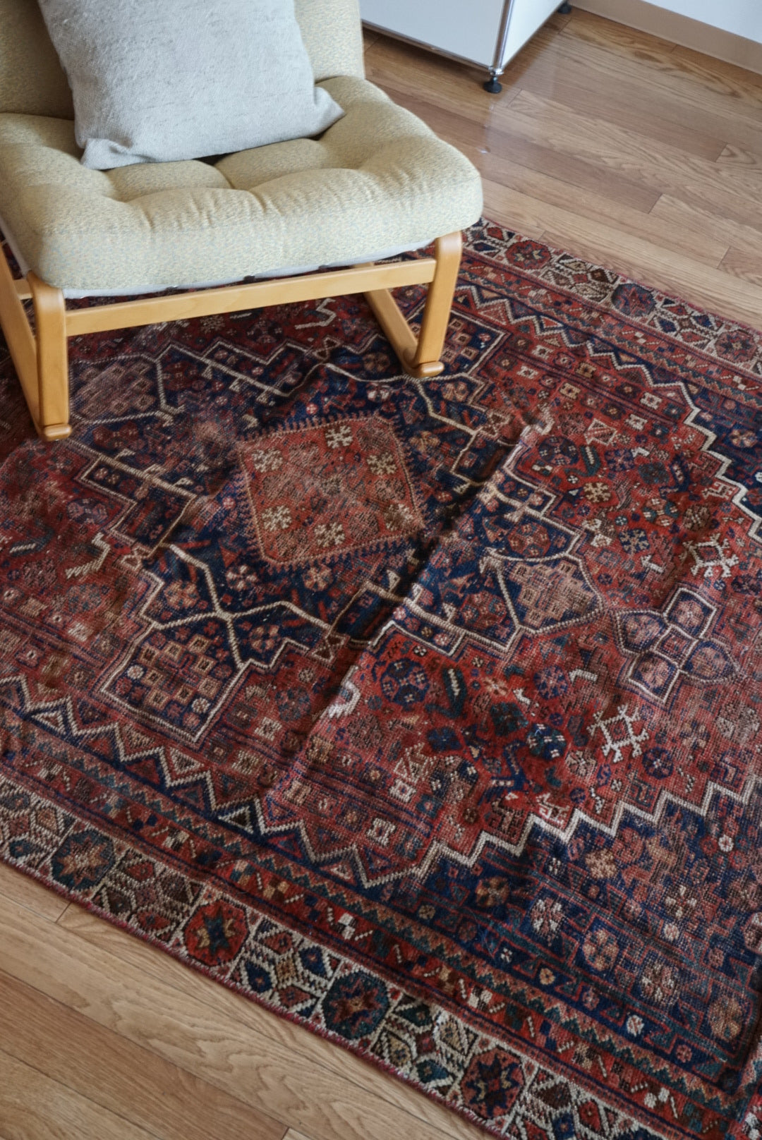 店頭販売 Afghanistan Old Persia Design 1930年代 179.5 × 140.5 cm  No.AF2535 / 国内送料無料・羊毛手織り絨毯