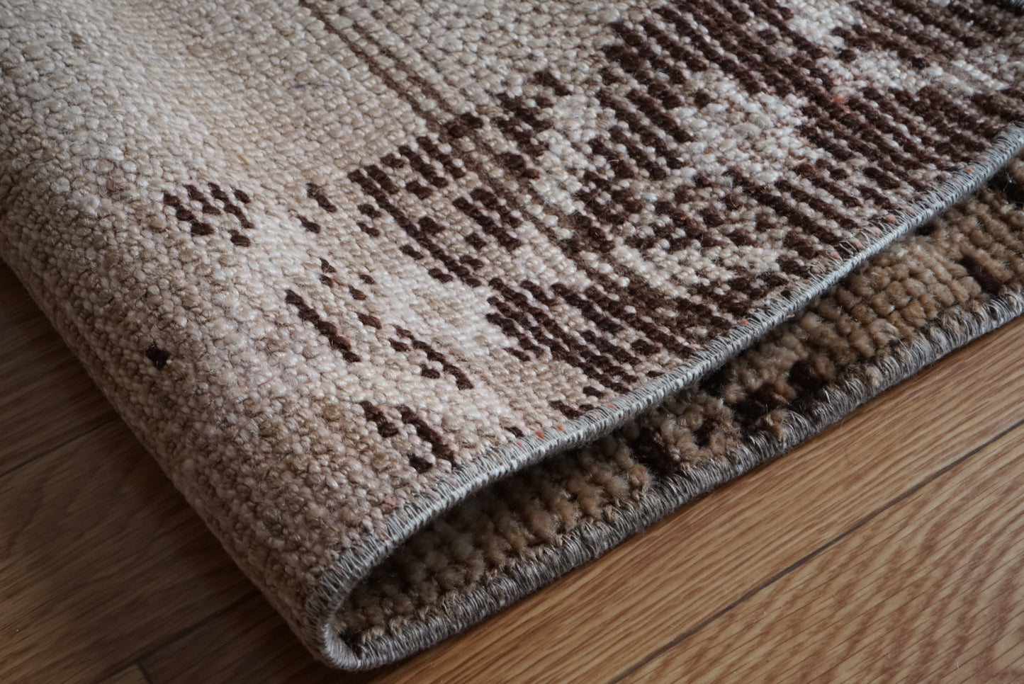 Türkiye Old Oushak Beige , Brown 1970年代 115 × 53 cm No.TR25499 / 国内送料無料