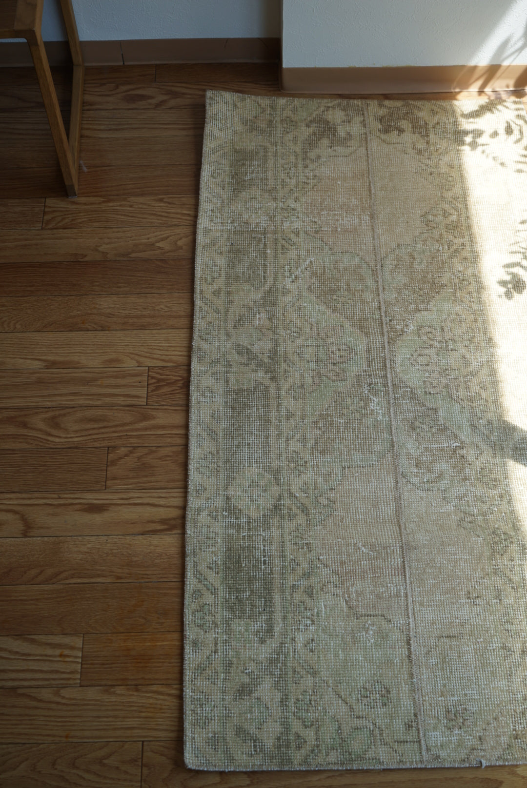Türkiye Old Oushak Beige Patchwork 1970年代 125.5 × 63.5 cm No.TR25408