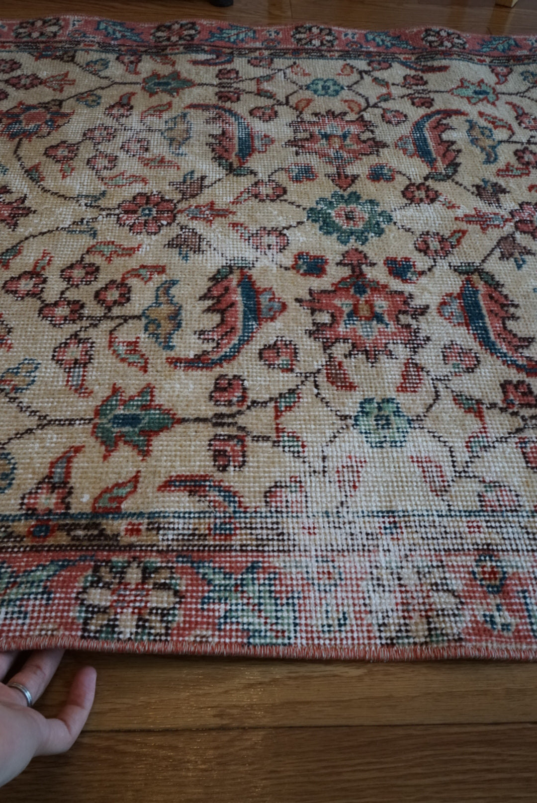 Türkiye Old Isparta Beige , Rose Pink , Emerald Green Floral 1970年代 194 × 92 cm No.TR25451
