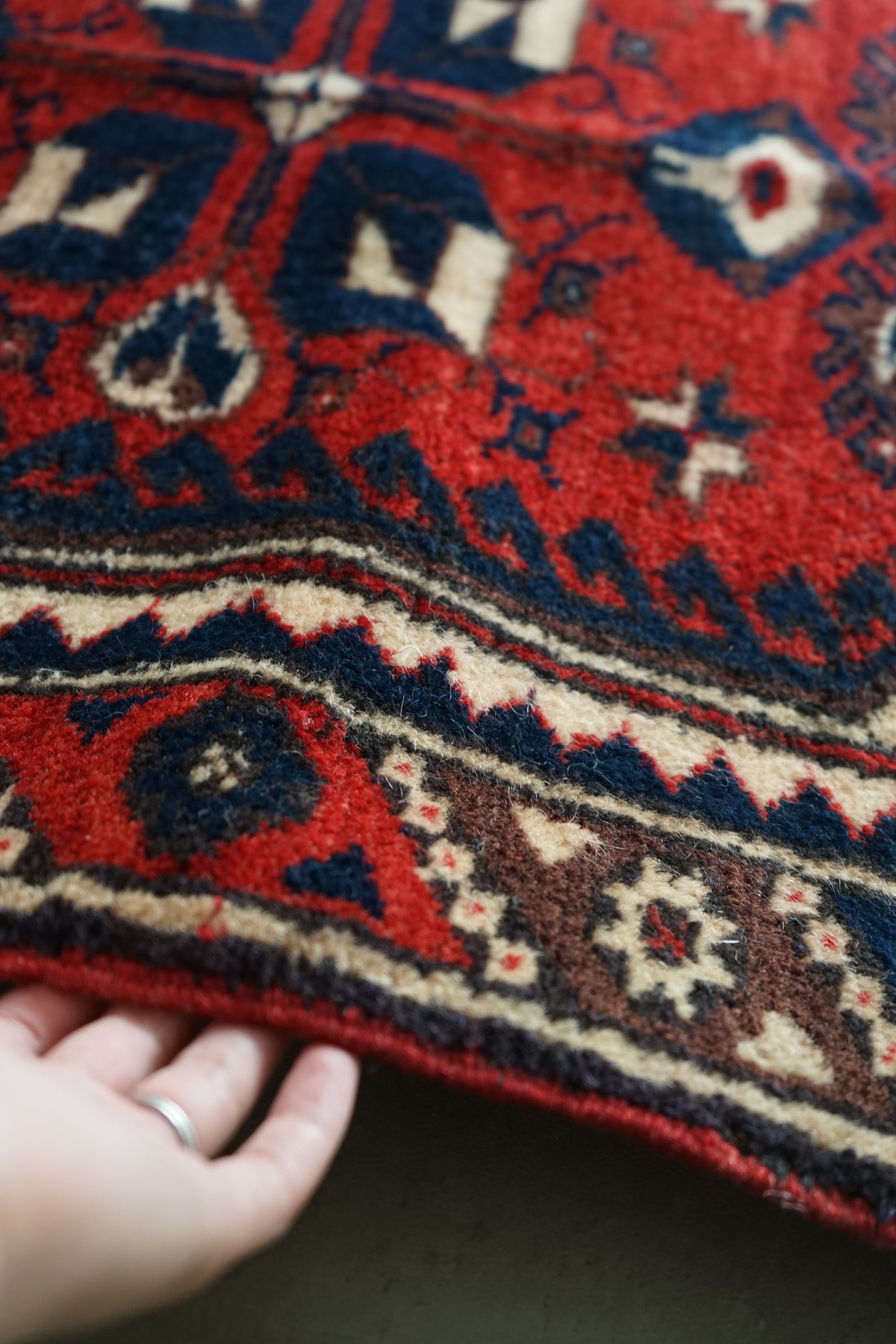 TURKEY VINTAGE ANATOLIA "NOMAD LIFE" 1980年代 109 × 85.5 cm