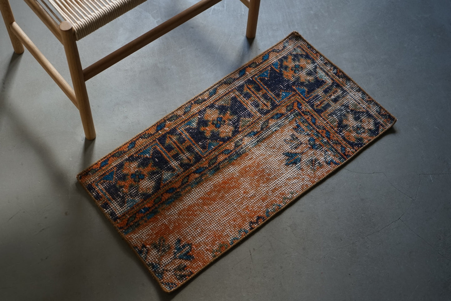 TURKEY VINTAGE SMALL RUG 80 × 42 cm No.TR25162
