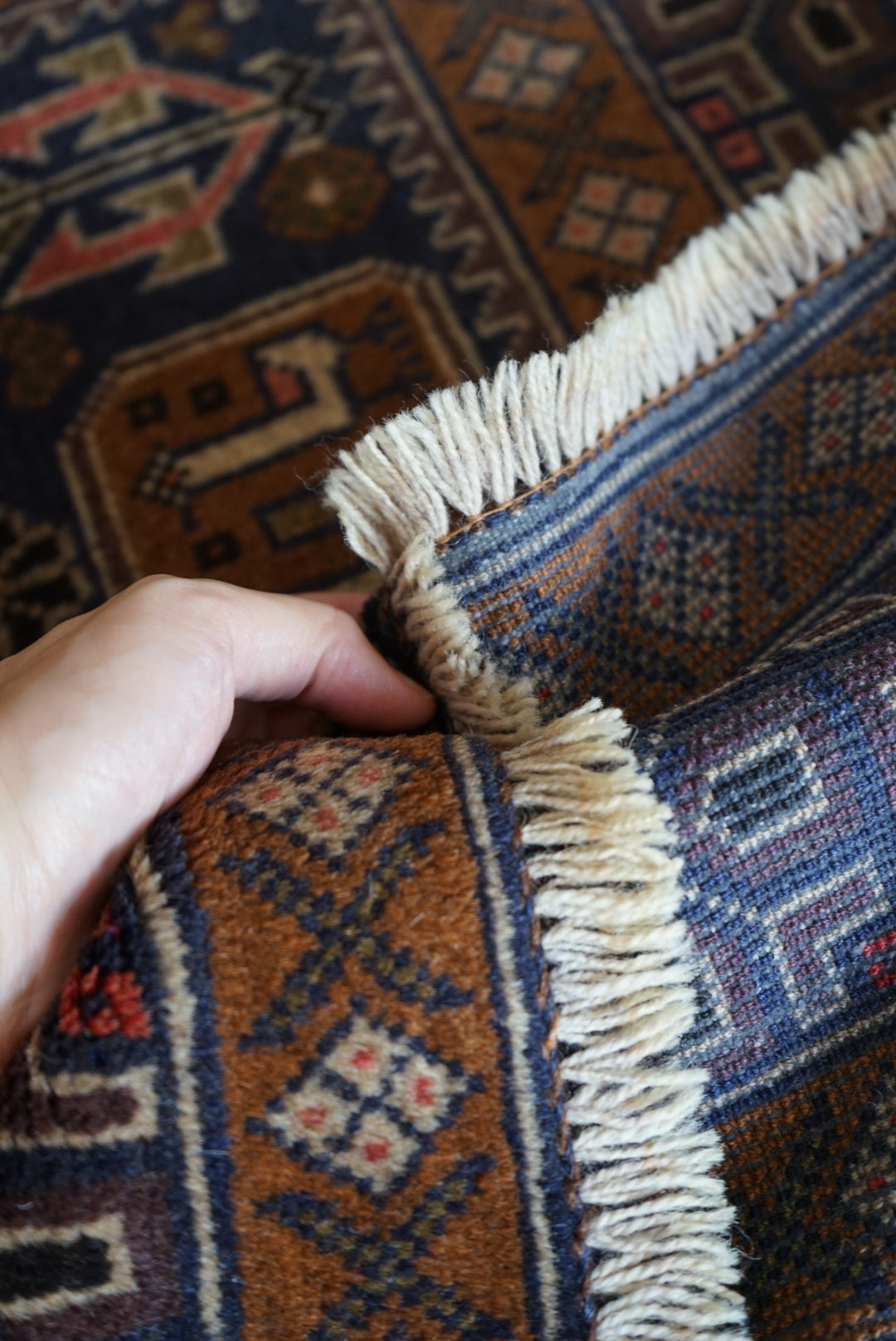 Afghanistan Old Baluch Adraskand Navy 1980年代 207 × 118 cm  No.AF2542 / 国内送料無料・羊毛手織り絨毯