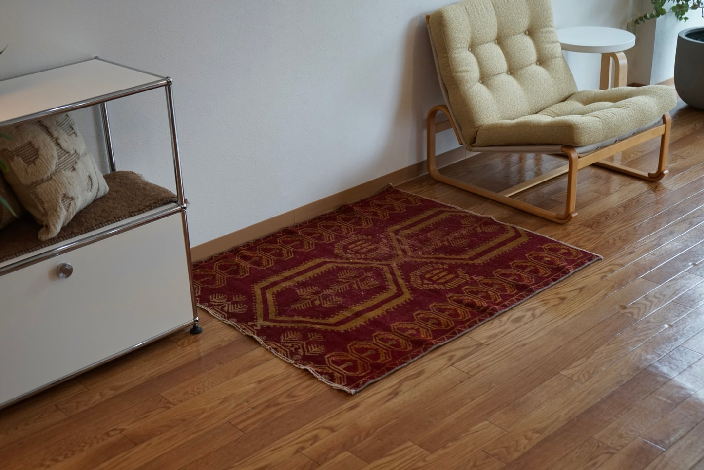 Türkiye Old Oushak Red 110 × 92.5 cm No.TR25330