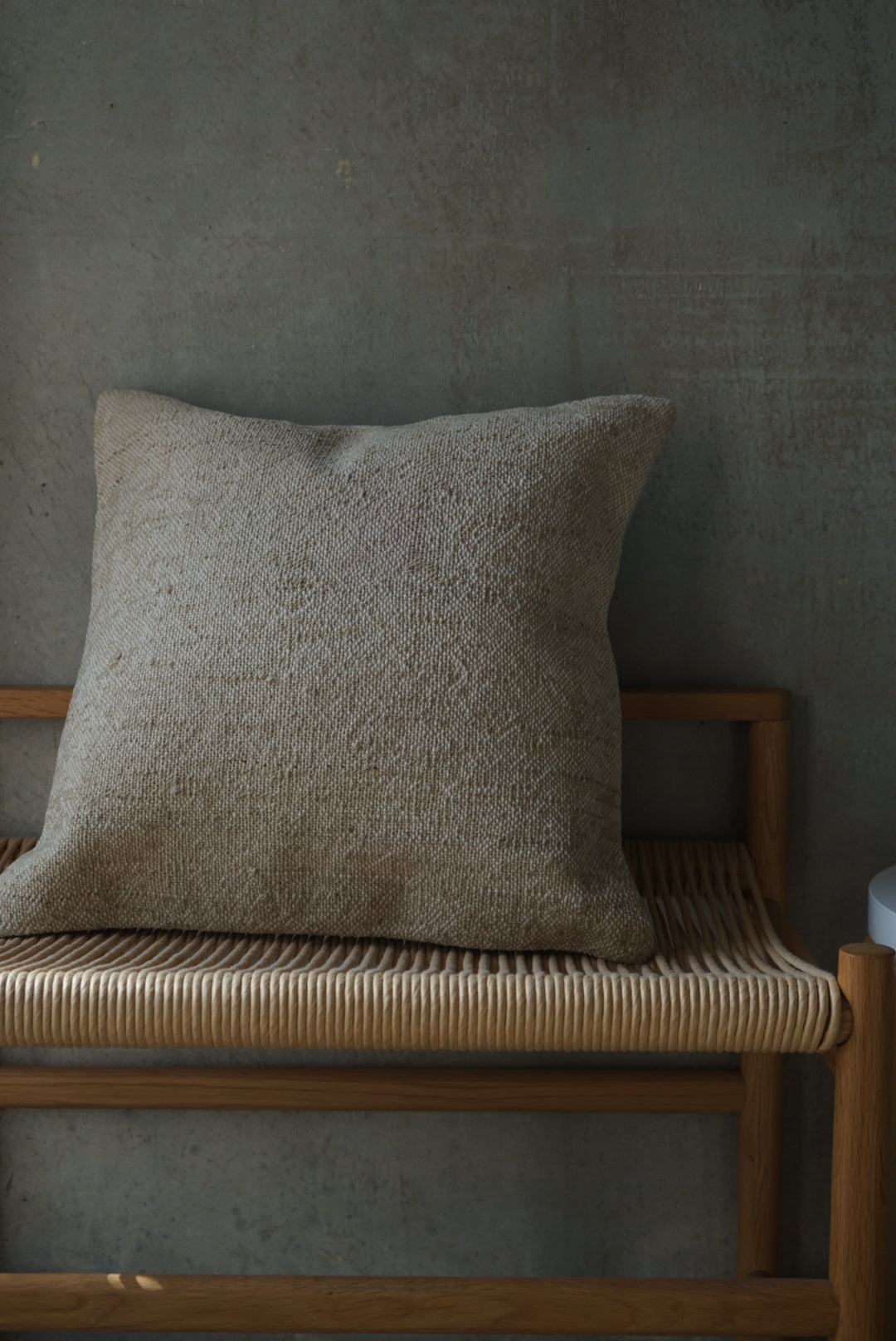 Türkiye Old Kilim Cushion Cover Ivory 40 × 40 cm No.TR25344
