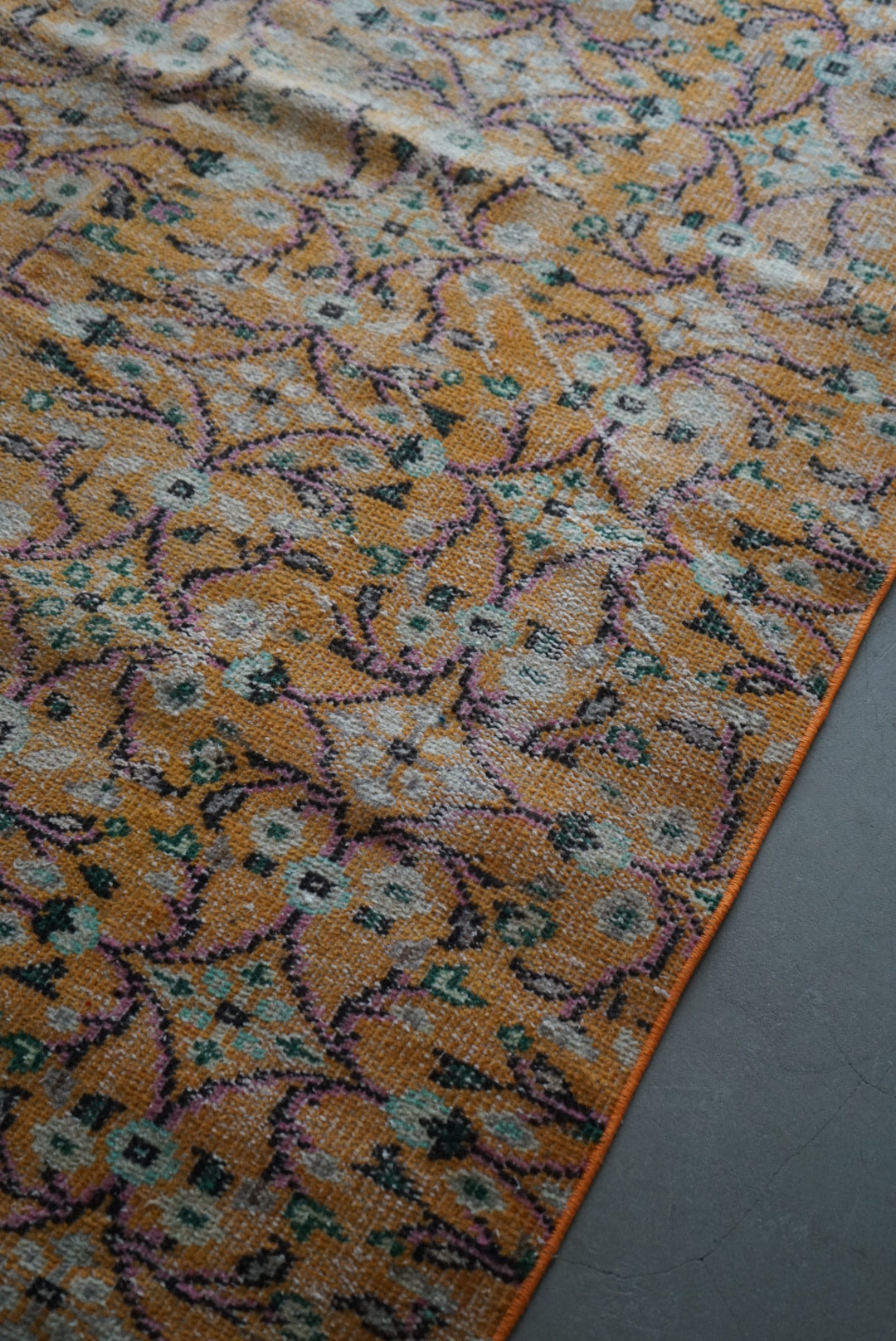 TURKEY OLD ISPARTA CALLOT ORANGE 1970年代 232 × 140 cm No.TR25149