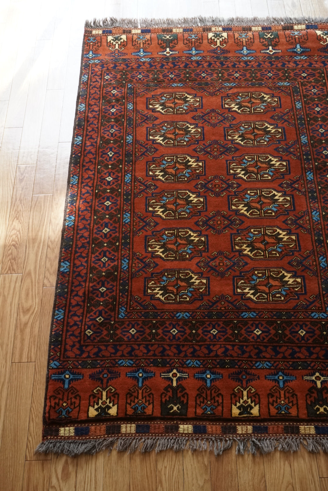 Türkiye Old Turkmen 1950年代 189 × 114 cm No.TR25249 / 国内送料無料・羊毛手織り絨毯