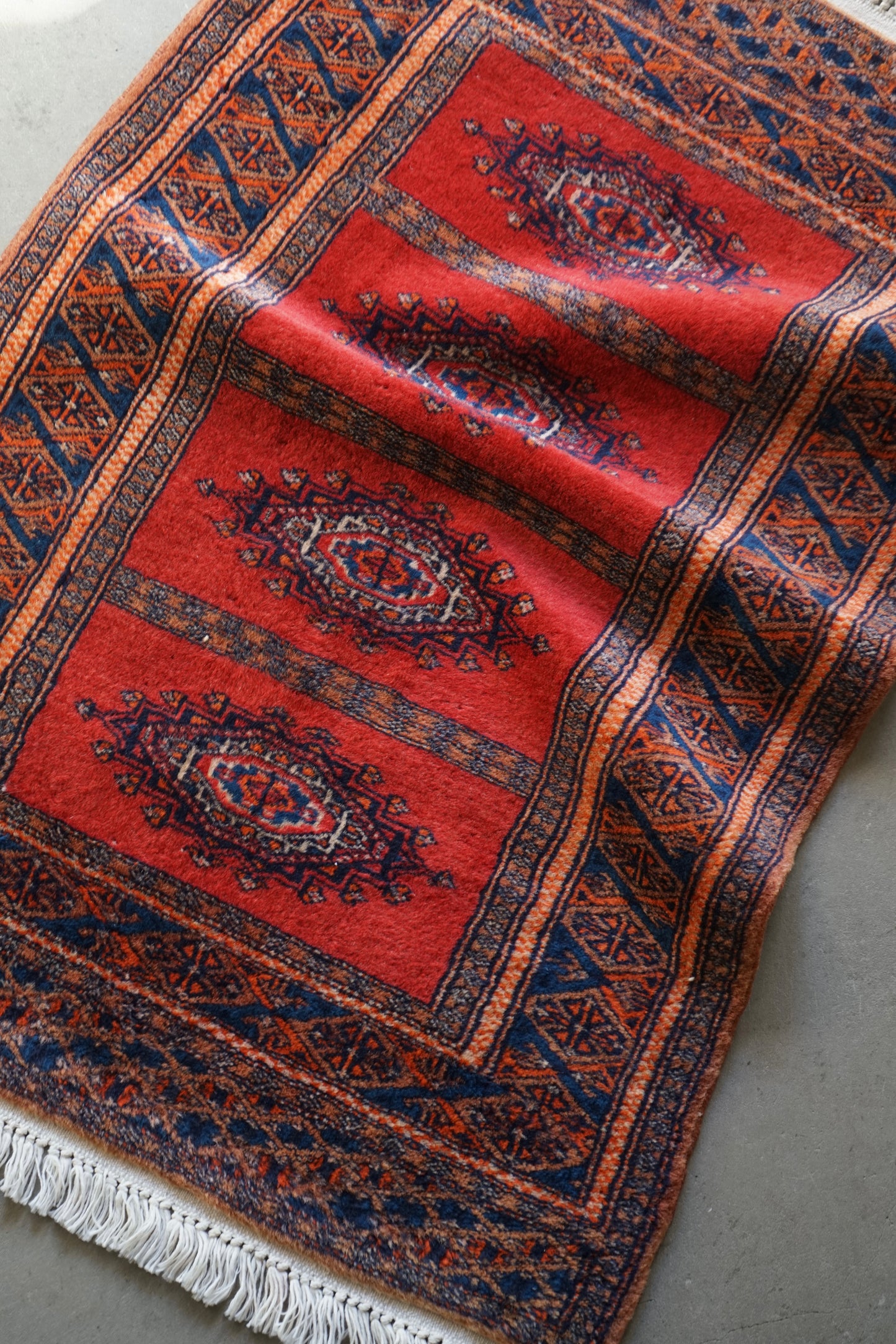 Türkiye Old Turkmen 1970年代 99 × 65.5 cm No.TR25231