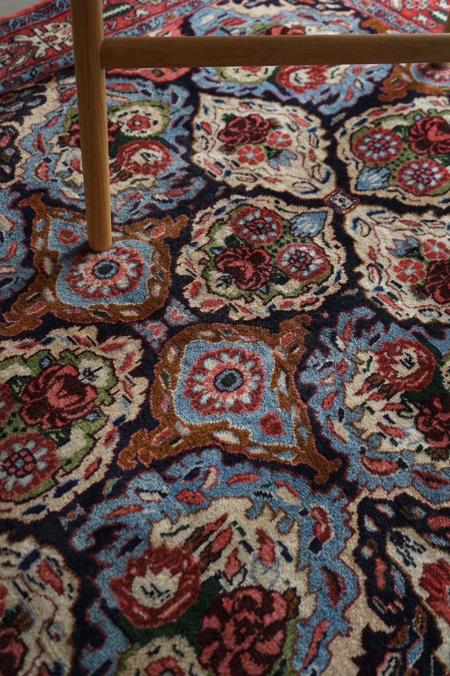 IRAN ANTIQUE BIJAR SANANDAJI MILZA ALI 1920年代 150 × 127 cm