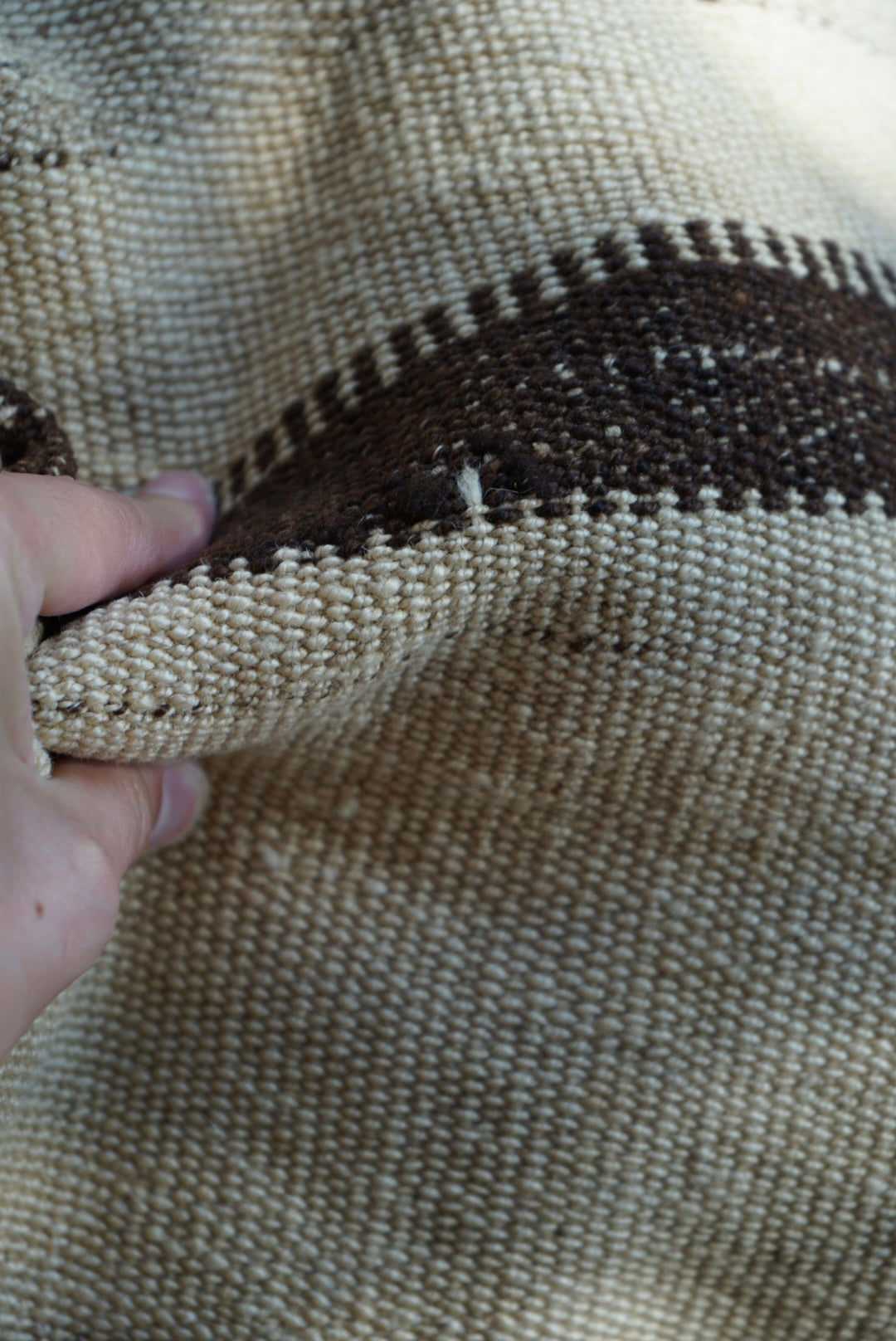 Türkiye Old Kilim Cushion Cover Brown , Beige Stripe Design 44 × 46 cm No.TR25558 / 送料無料・羊毛手織りキリム