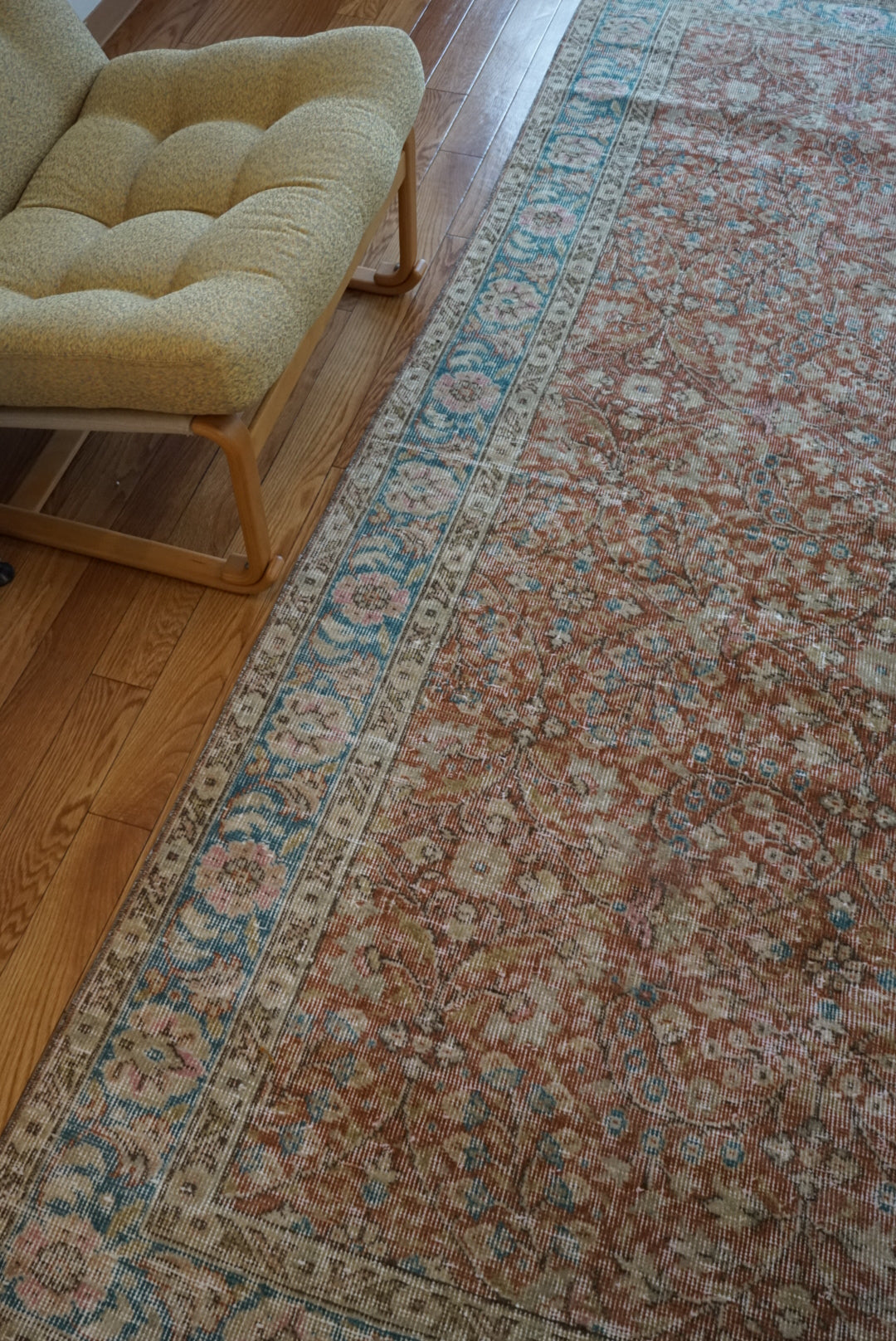 Türkiye Old Isparta Red , Turquoise Blue Floral 1970年代 242 × 137.5 cm No.TR25439