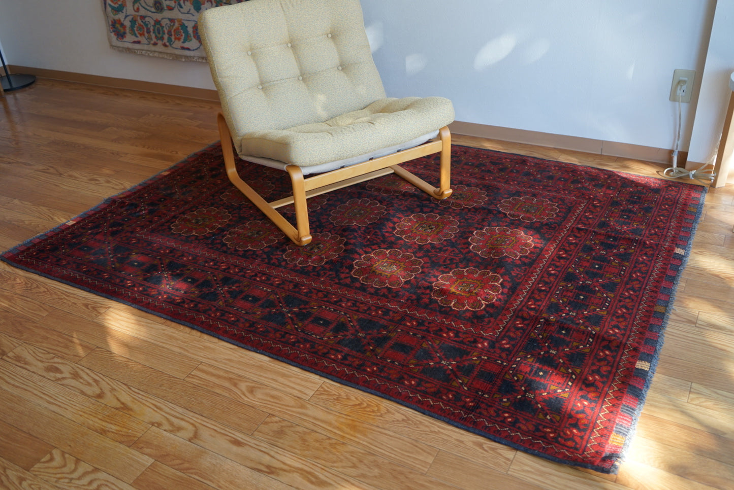 Afghanistan Vintage Turkmen Patnus Gull 1980年代 201 × 146.5 cm  No.AF2536 / 国内送料無料・羊毛手織り絨毯