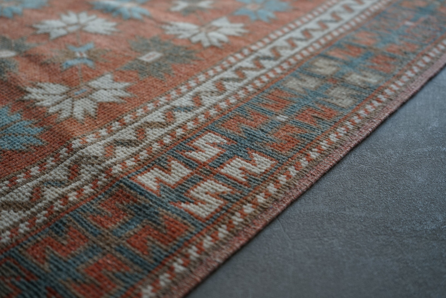 Türkiye Old Oushak Orange 1970-1980年代 133 × 89 cm No.TR25261