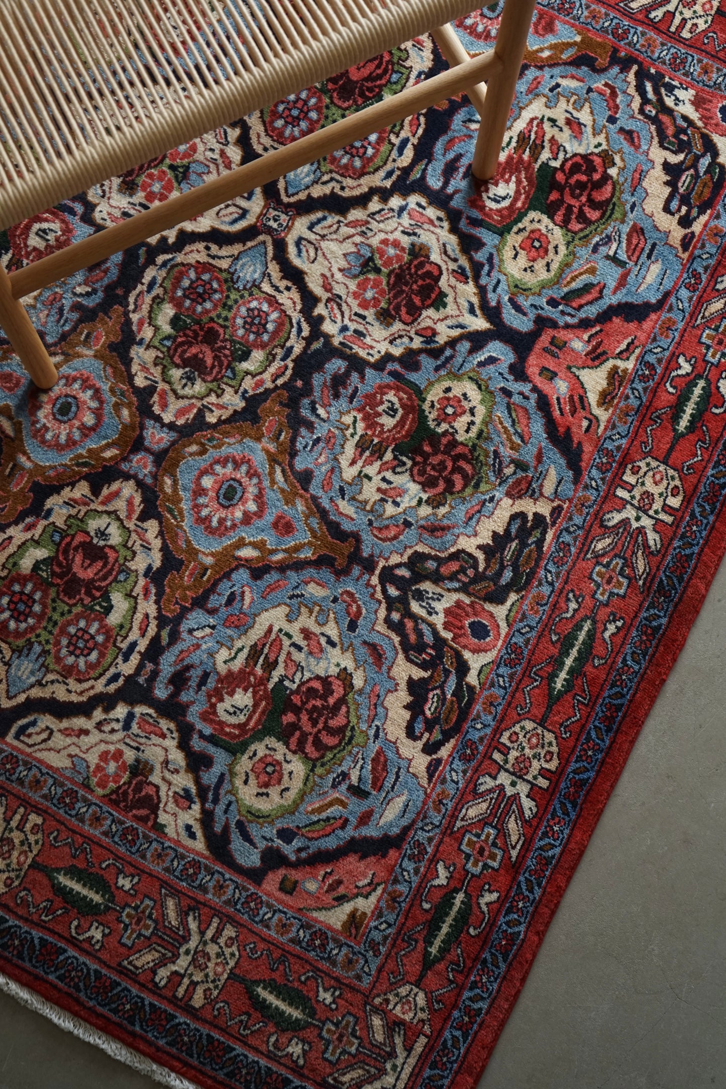 IRAN ANTIQUE BIJAR SANANDAJI MILZA ALI 1920年代 150 × 127 cm