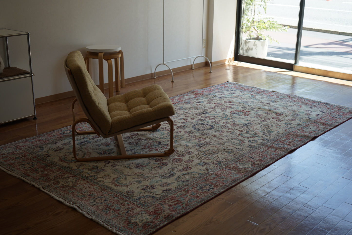 Türkiye Old Isparta Beige Cerulean Blue Floral 1970年代  303 × 160.5 cm No.TR25391