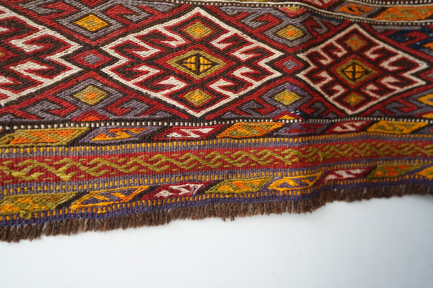 EASTERN TURKEY VINTAGE KURDISTAN KILIM 1965-1970年代 92 × 81 cm