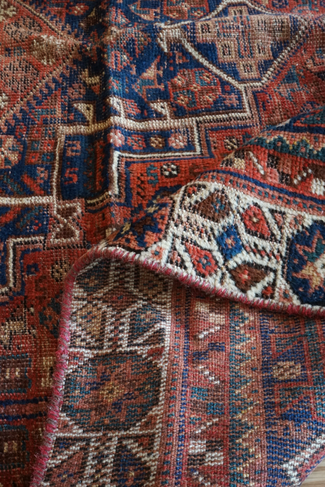店頭販売 Afghanistan Old Persia Design 1930年代 179.5 × 140.5 cm  No.AF2535 / 国内送料無料・羊毛手織り絨毯