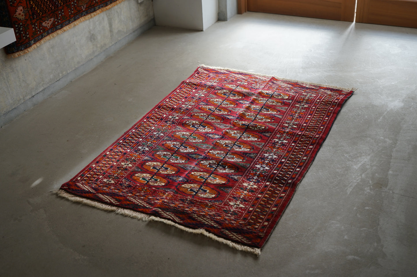 IRAN ANTIQUE TURKMEN YAMUT 1900年代 117 × 78 cm