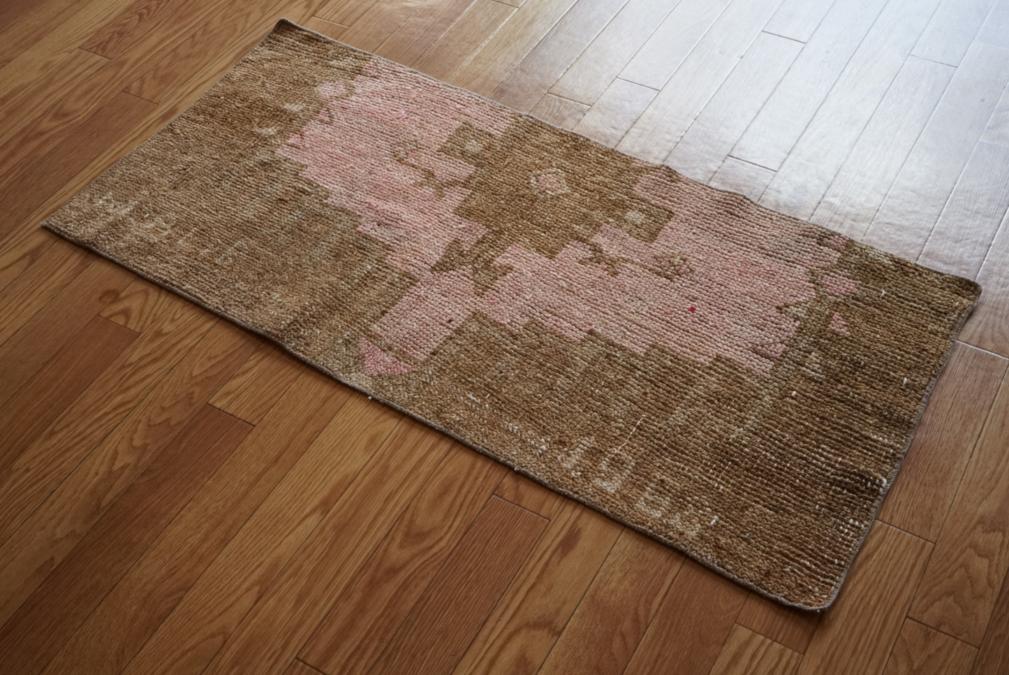 Türkiye Old Oushak Pink , Brown 1968年代 116 × 54 cm No.TR25502 / 国内送料無料