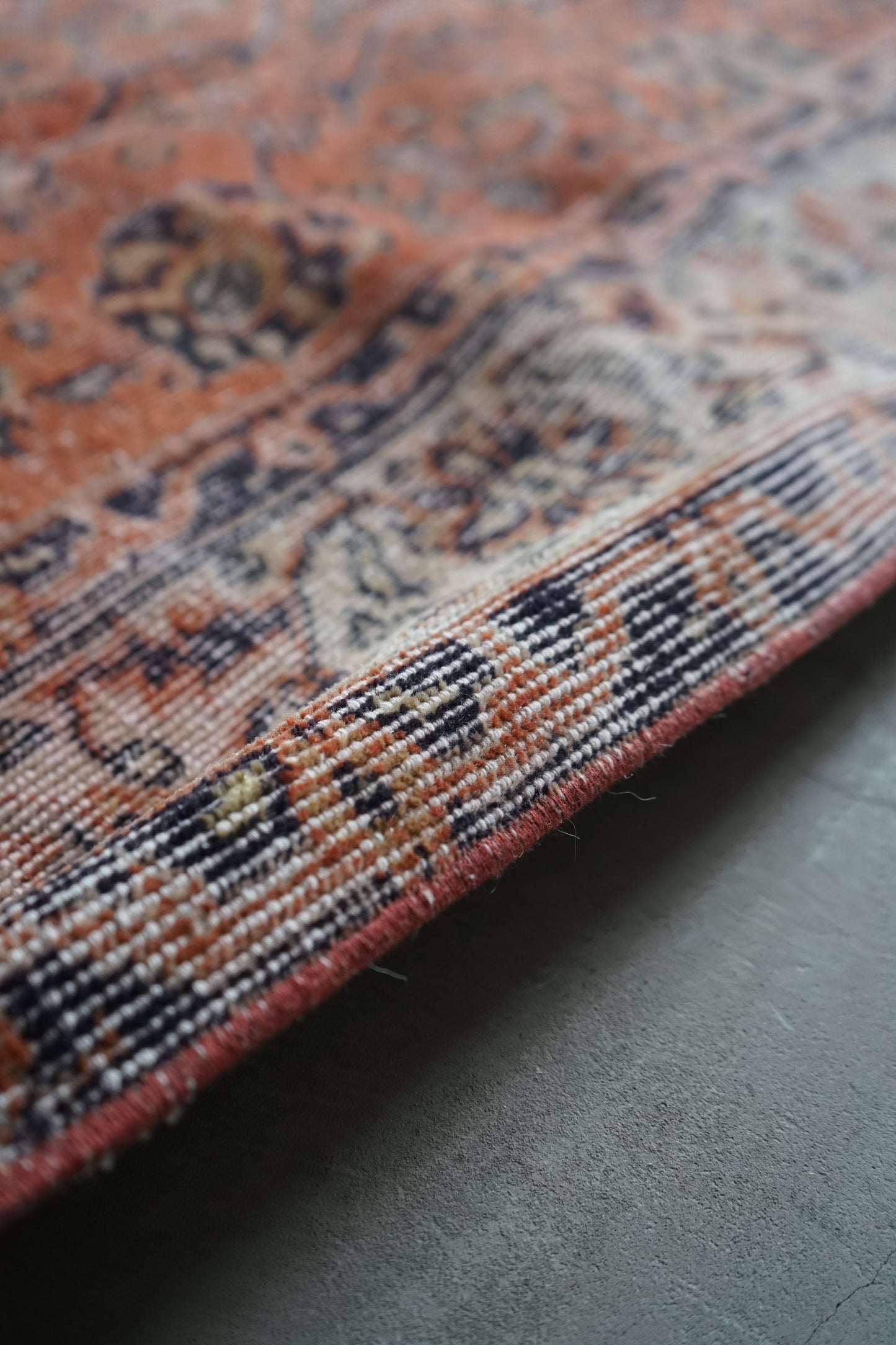 TURKEY OLD ISPARTA ORANGE 1970年代 191 × 129 cm No.TR25199