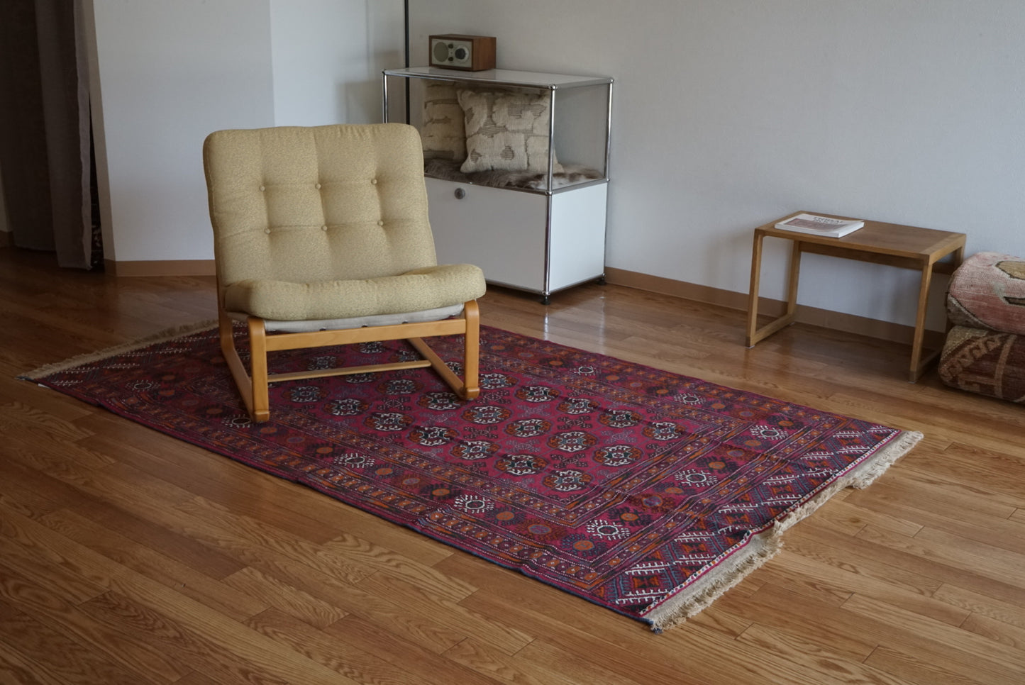 店頭販売 Afghanistan Old Turkmen Cassis 1970年代 210 × 123.5 cm  No.AF2537 / 国内送料無料・羊毛手織り絨毯