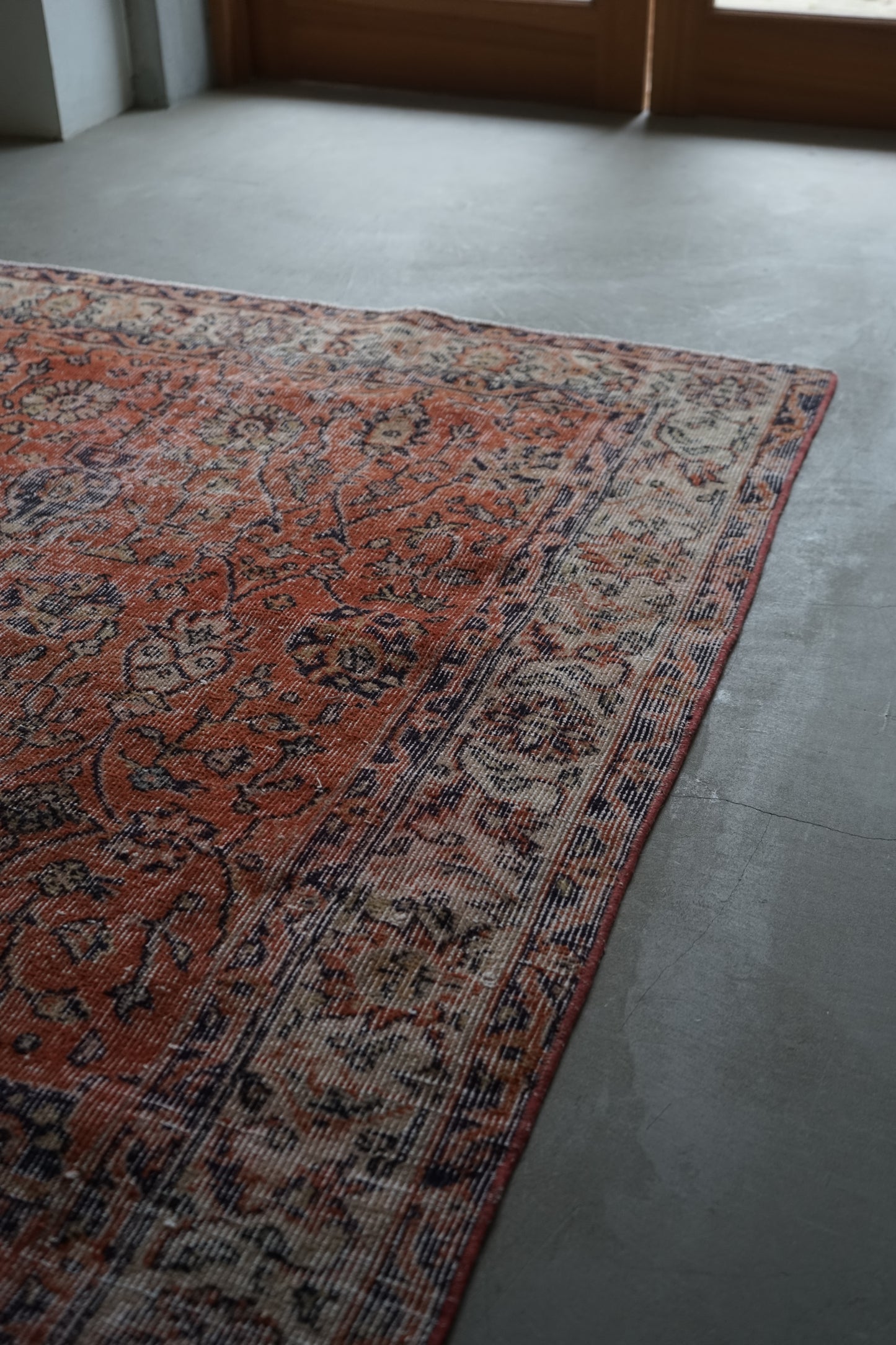 TURKEY OLD ISPARTA ORANGE 1970年代 191 × 129 cm No.TR25199