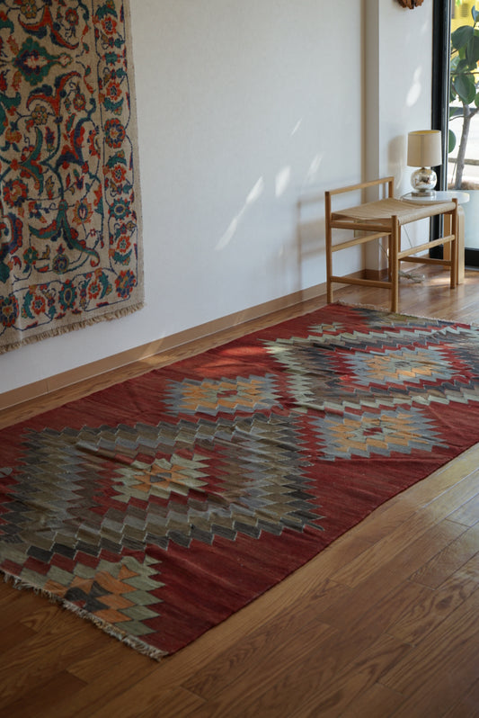 Türkiye Old Kilim Kars Earth Red Tribal Design 1970年代 251 × 137 cm No.TR25547 / 国内送料無料・羊毛手織りキリム
