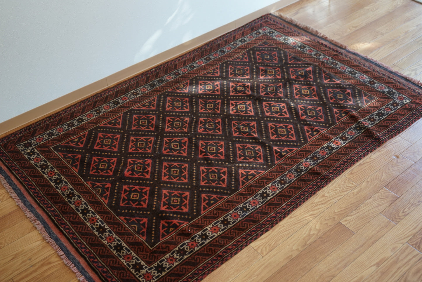Afghanistan Old Baluch Taimani 1980年代 193 × 123 cm  No.AF2543 / 国内送料無料・羊毛手織り絨毯