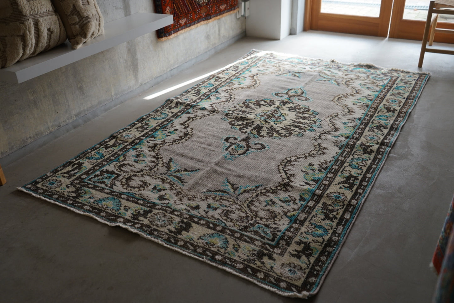 TURKEY OLD ISPARTA GREY 1970年代 223 × 136 cm No.TR25146