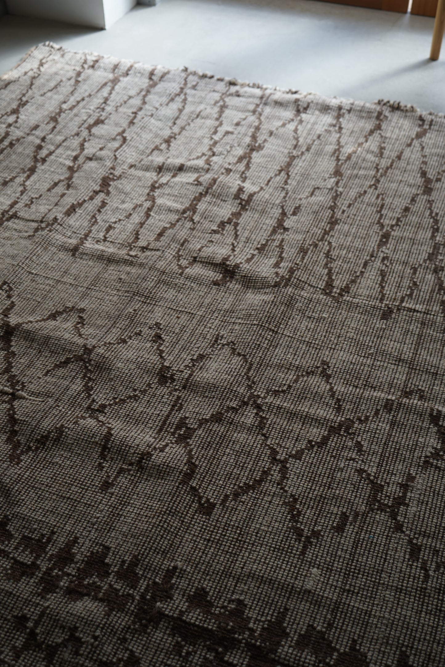 店頭販売 ORIGINAL IRAN QASHQAI KILIM " TRIBE " 204 × 142 cm