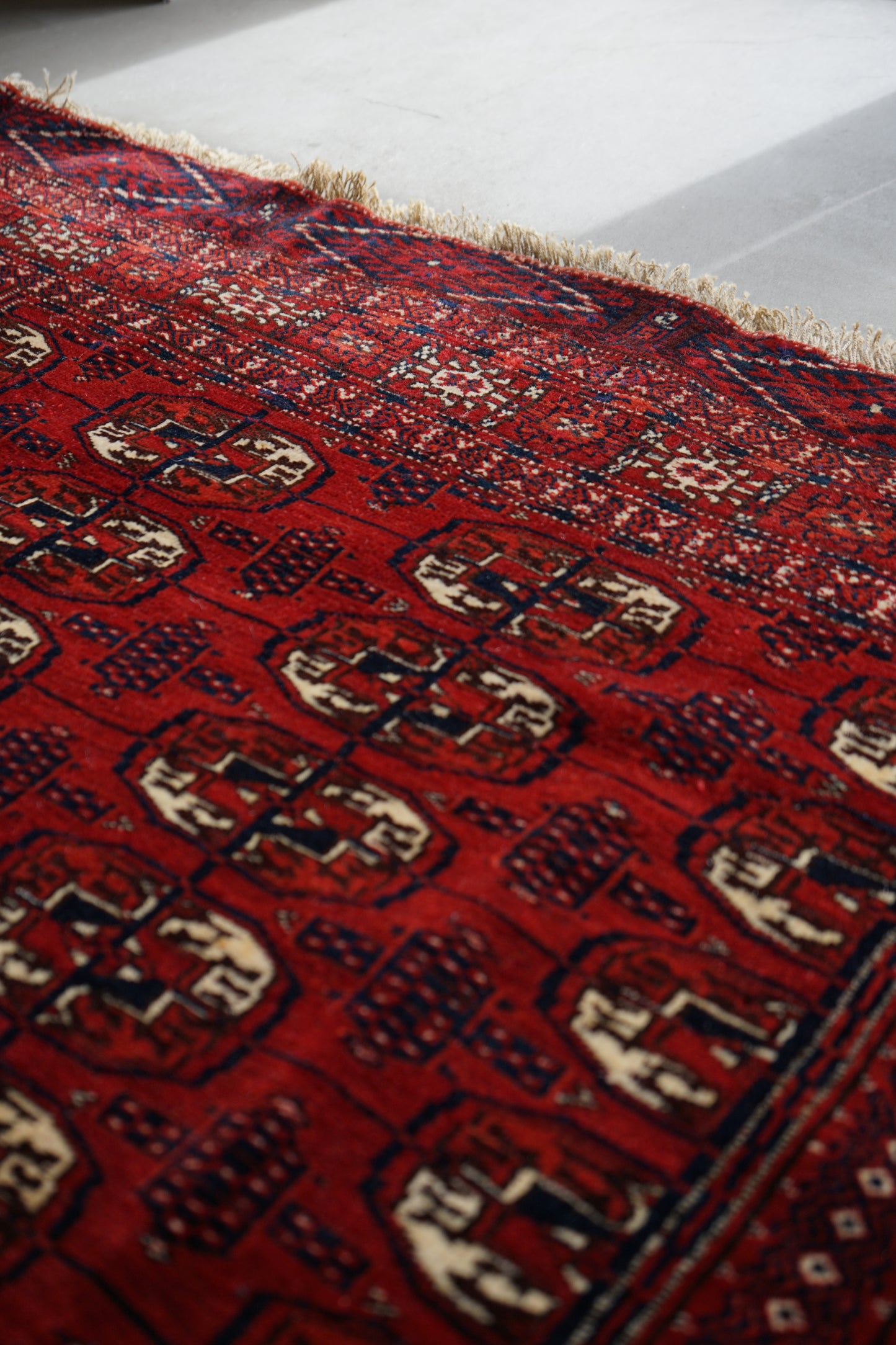 店頭販売 IRAN ANTIQUE TURKMEN ERSARI 1820-1840年代 200 × 128 cm