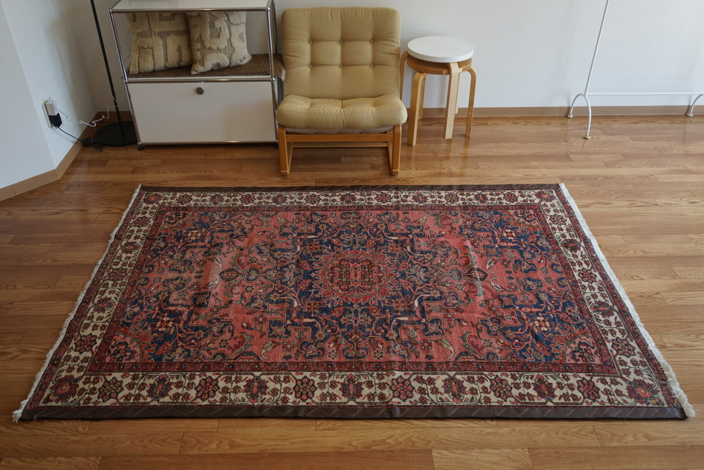 店頭販売 IRAN ANTIQUE TAFRESH ARAK 1720年代 207 × 138 cm