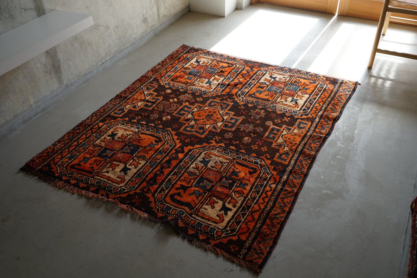 店頭販売 IRAN ANTIQUE SHIRAZ LORI 1860年代 142 × 123 cm