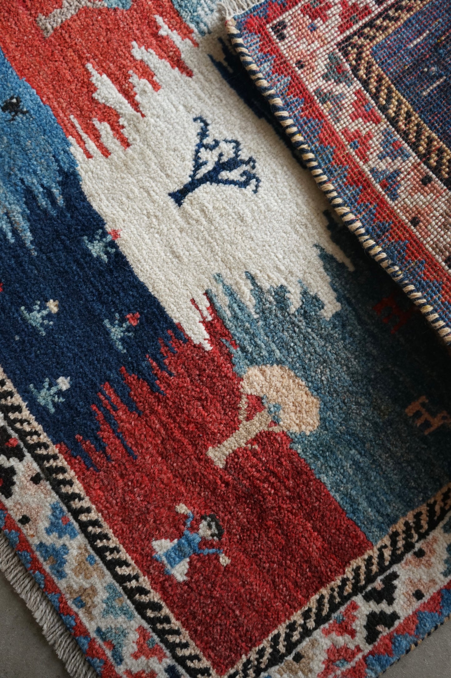 IRAN SHIRAZ QASHQAI OLD GABBEH 1940年代 94 × 84 cm / 3'0" × 2'7" ft