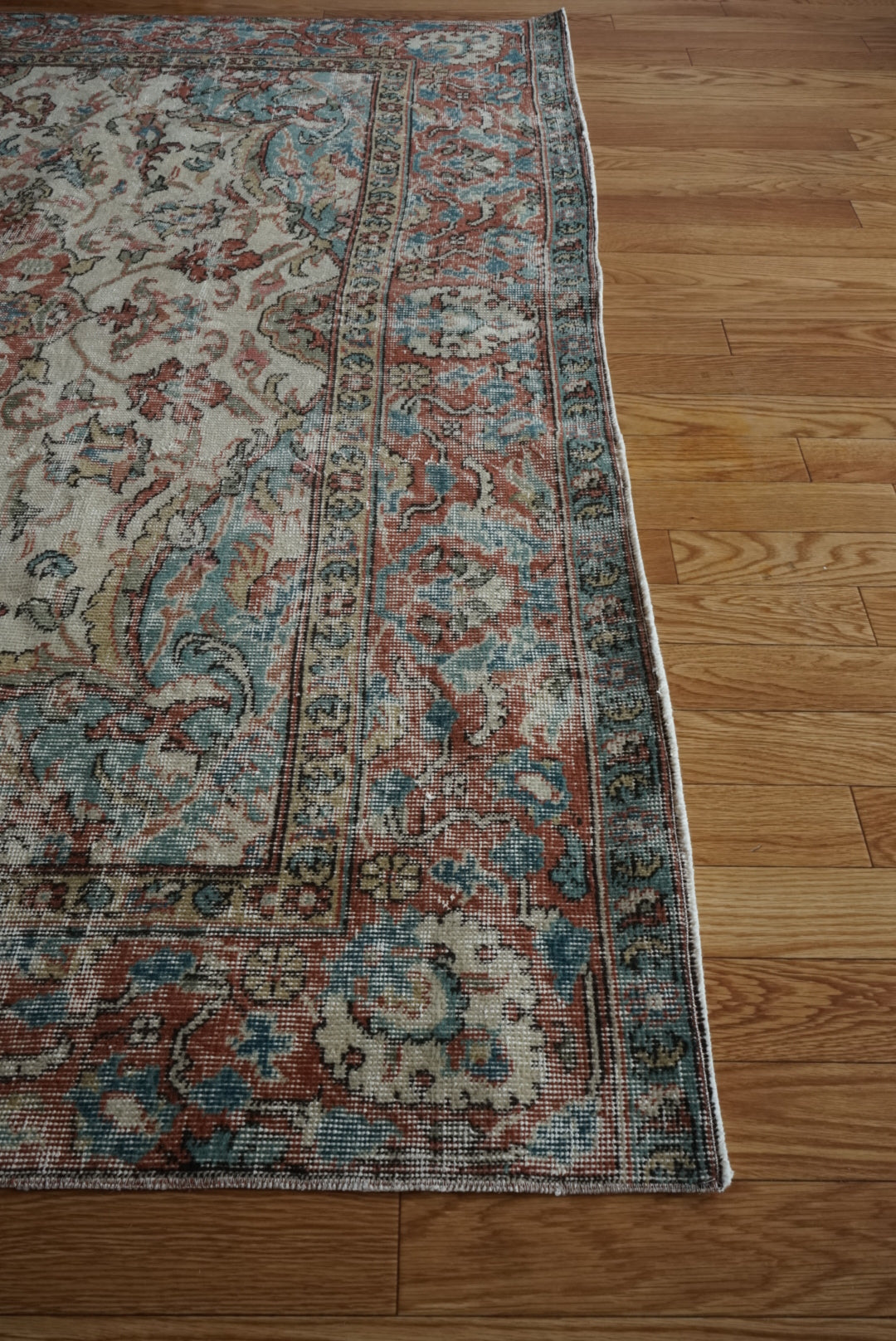 Türkiye Old Isparta Beige , Bric Red , Saxe Blue Flower 1970年代 286 × 189 cm No.TR25506 / 国内送料無料・羊毛手織り絨毯