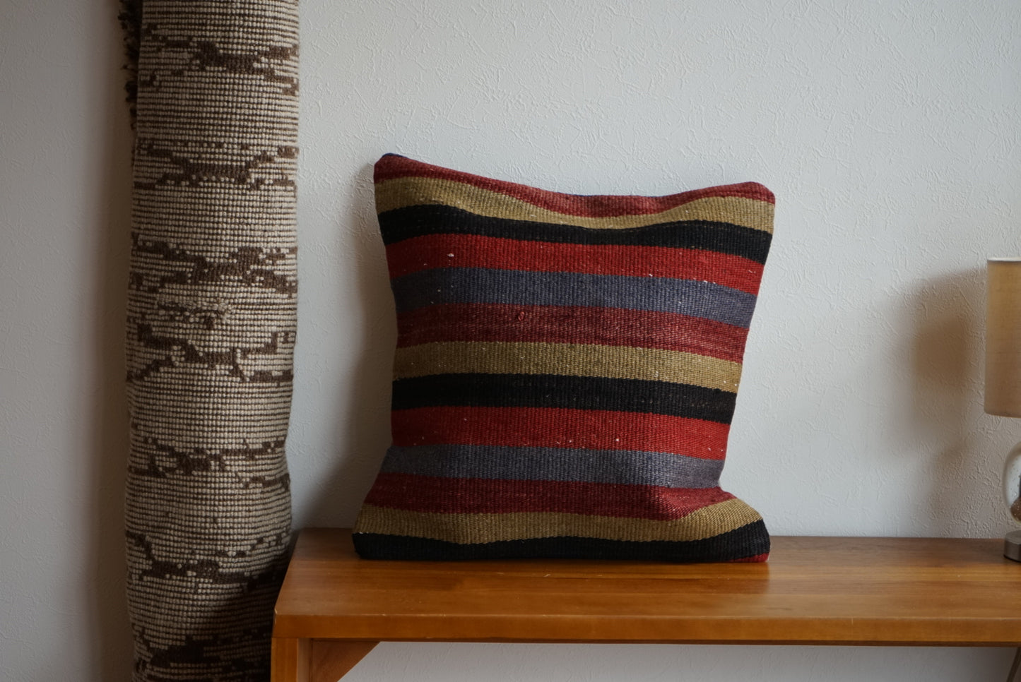 Türkiye Old Kilim Cushion Cover Mix Color Stripe Design 50 × 50 cm No.TR25528 / 国内送料無料・羊毛手織りキリム