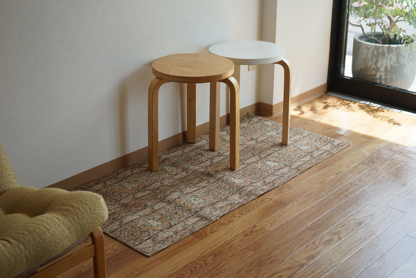 Türkiye Old Oushak Beige , Orange Patchwork Runner 1970年代 131 × 60 cm No.TR25422