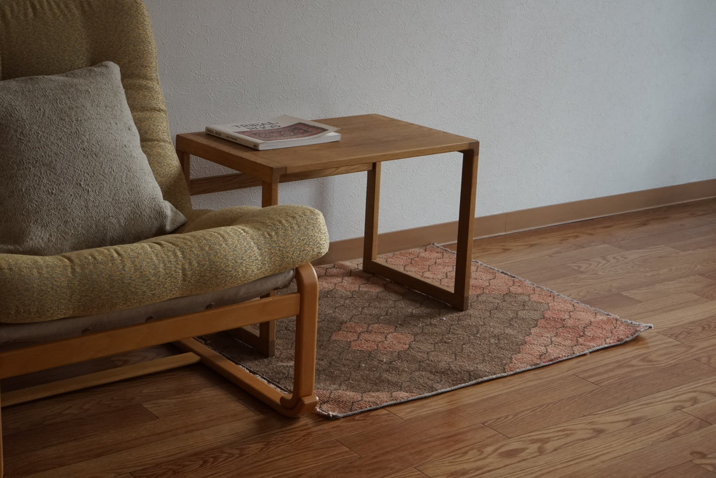 Türkiye Old Oushak Pink , Glay Diamond Hexagon 1970年代 84 × 73 cm No.TR25497 / 国内送料無料