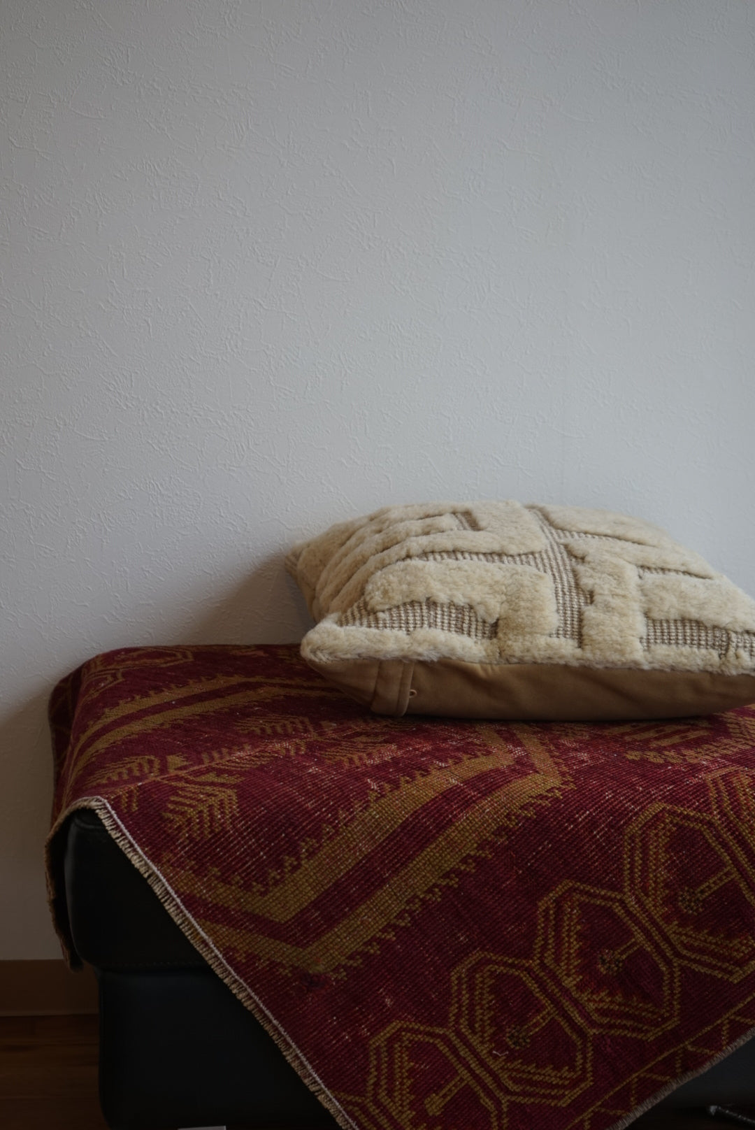 Türkiye Old Oushak Red 110 × 92.5 cm No.TR25330