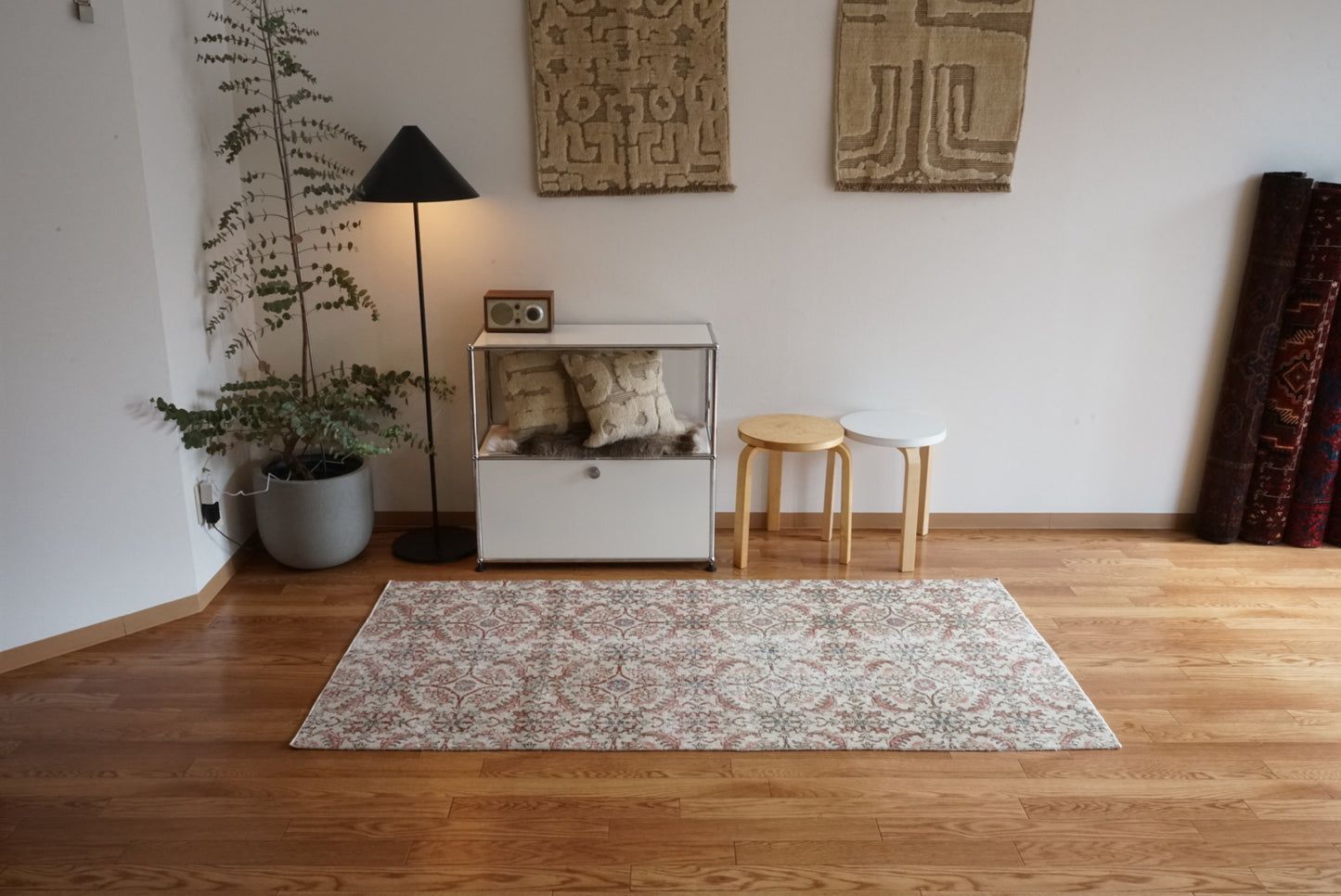 Türkiye Old Isparta Beige , Rose Pink , Botanical 1970年代 194 × 97 cm No.TR25452 / 国内送料無料